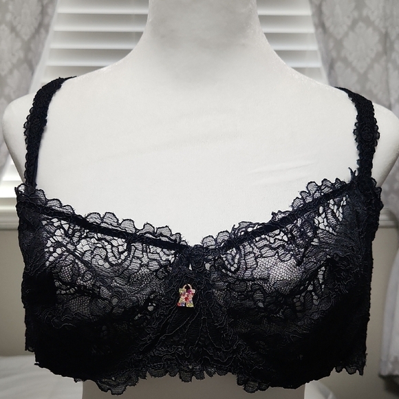 Savage X Fenty Other - NWT Savage Fenty Black Lace Bra